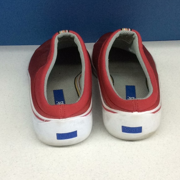 Red Keds - Picture 4 of 6